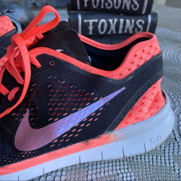 Black coral white Nike free run tr fit 5 running shoes - Picture 4 of 7